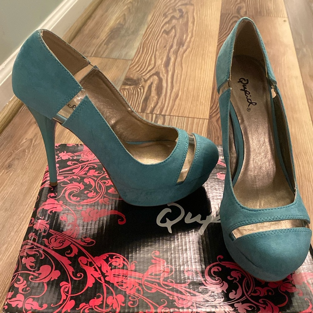 6’ stilettos